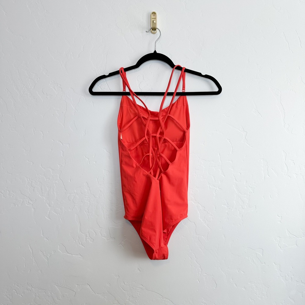 Lululemon | Coastline One-Piece Swimsuit in Red Orange Size 4 - Picture 3 of 4